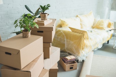 YOUR MOVING HOME CHECKLIST - MOVING MADE EASY