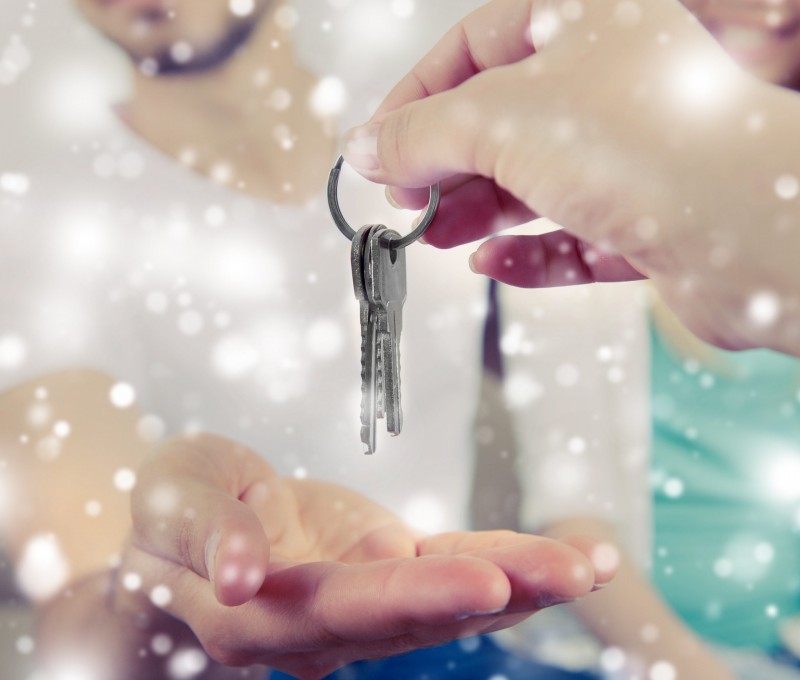 How to Find New Tenants in December: 4 Tips for Landlords